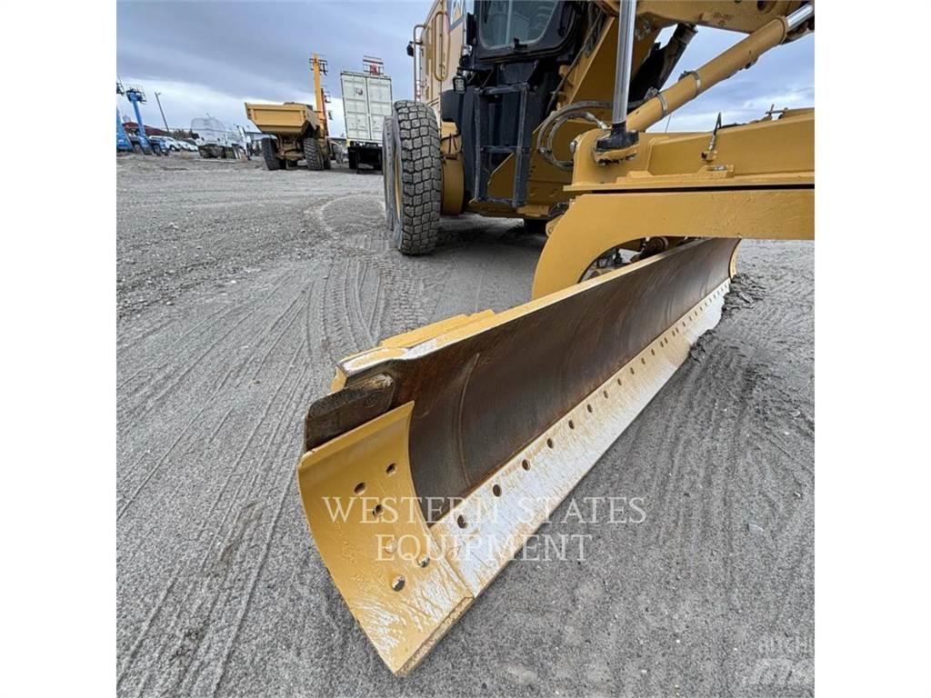 CAT 140M3 Vejhøvle / Gradere