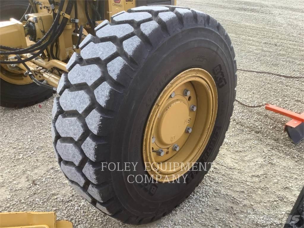 CAT 140M3AW Vejhøvle / Gradere
