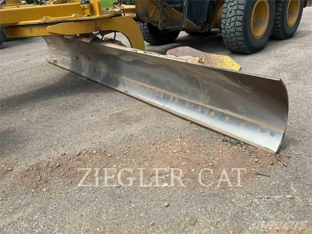 CAT 140M3AWD Vejhøvle / Gradere