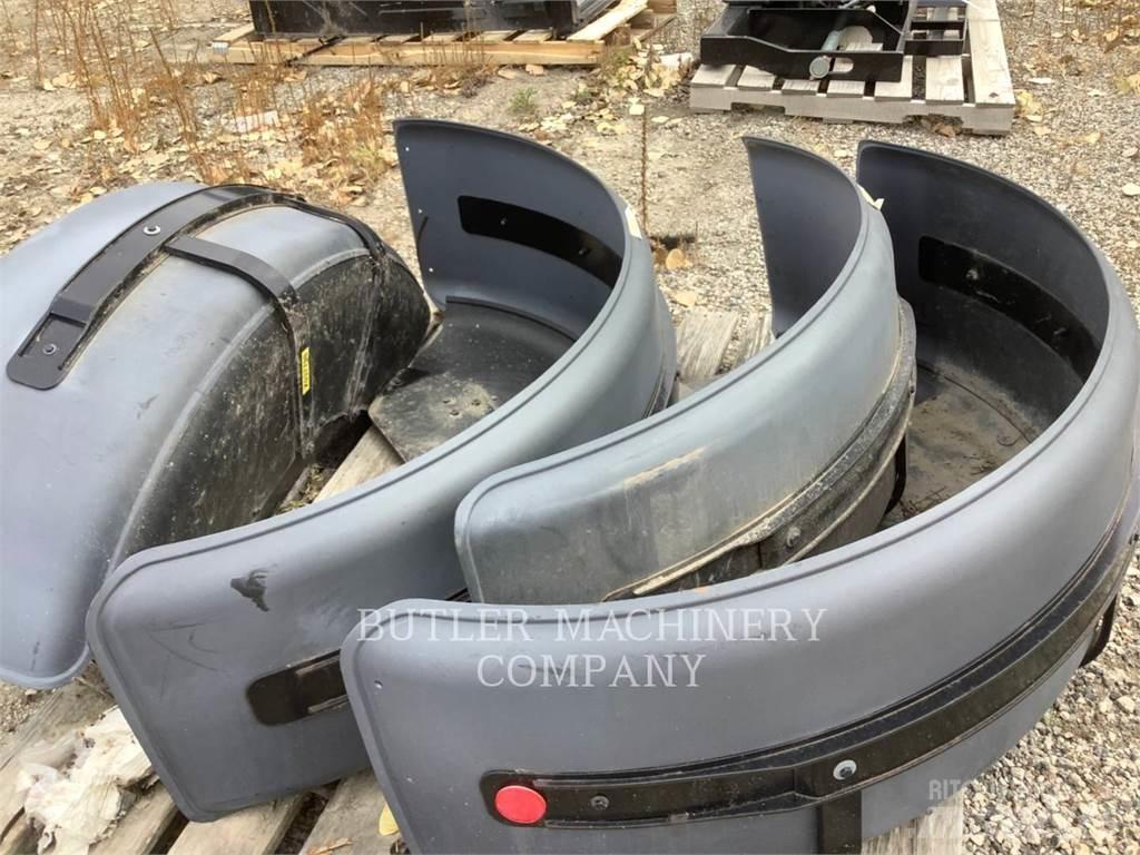 CAT 140M3REARFENDER Entreprenør - Andet