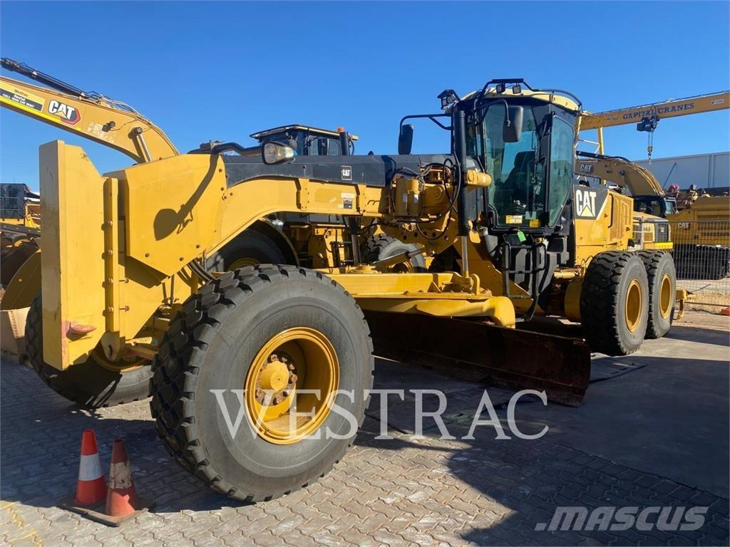CAT 14M Vejhøvle / Gradere