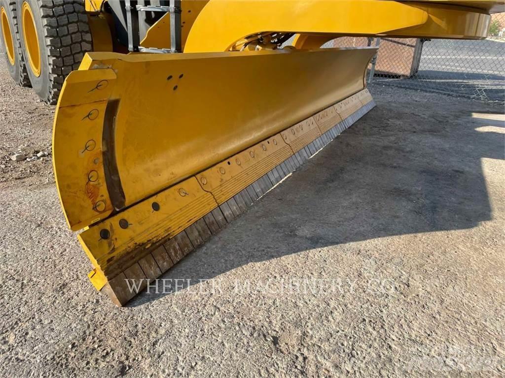 CAT 150 AWD Vejhøvle / Gradere