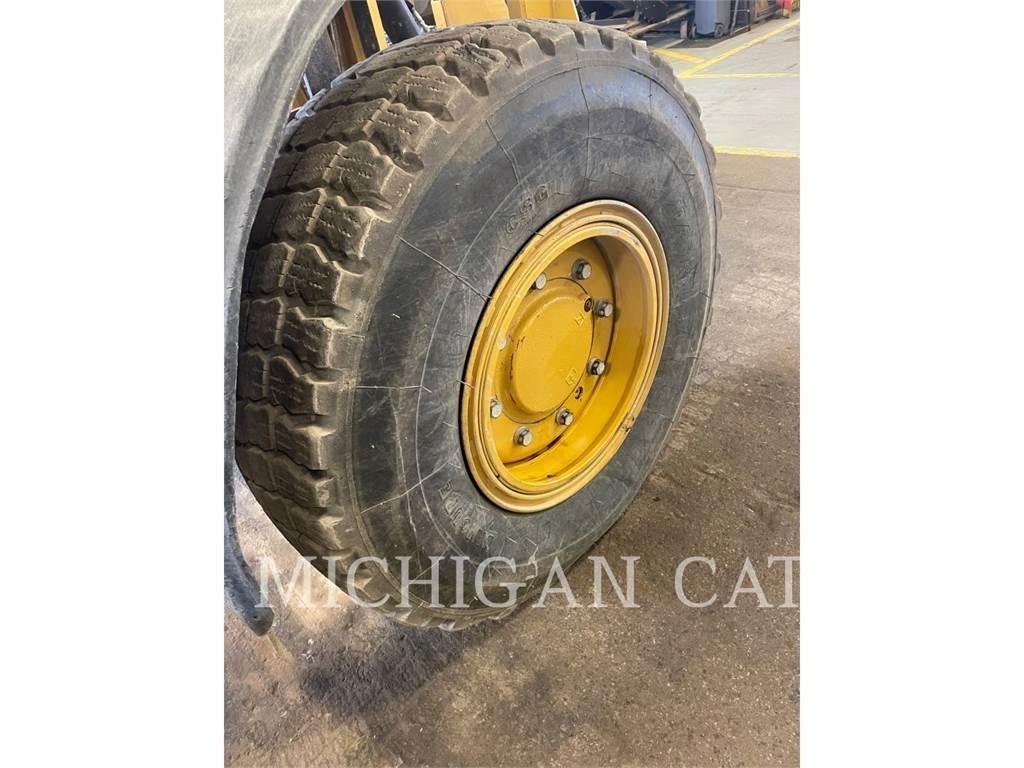 CAT 150 AWD Vejhøvle / Gradere