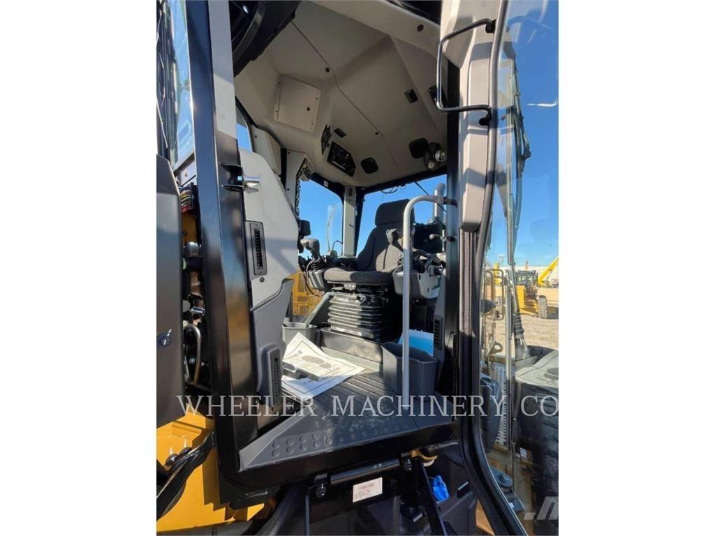 CAT 150 AWD Vejhøvle / Gradere