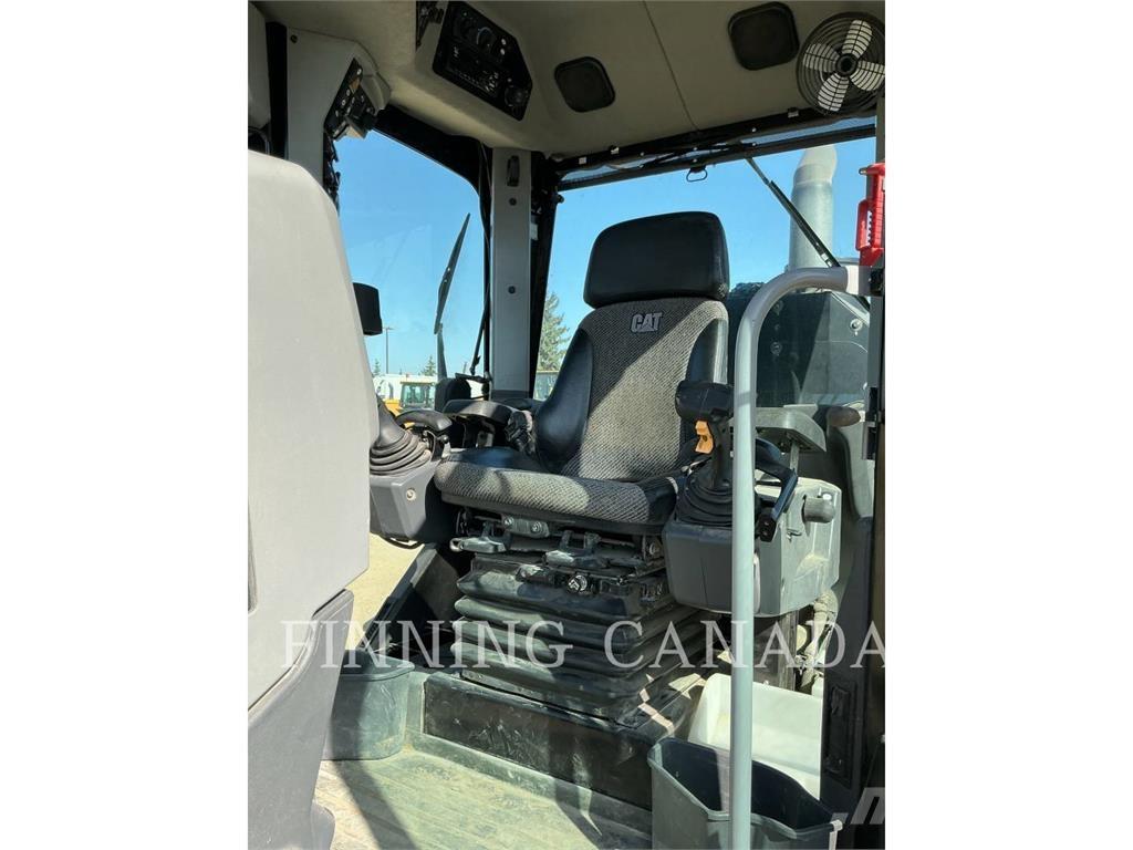 CAT 150 AWD Vejhøvle / Gradere