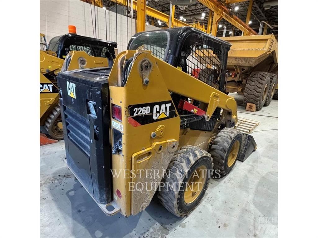 CAT 226D Minilæsser - skridstyret