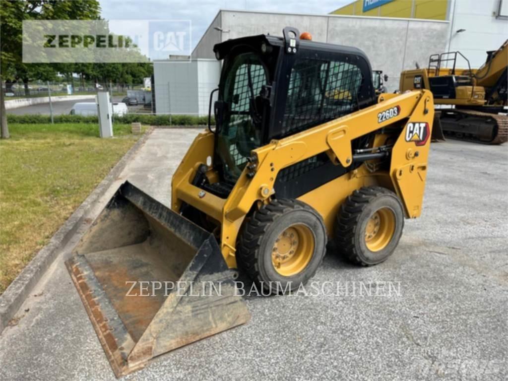 CAT 226D Minilæsser - skridstyret