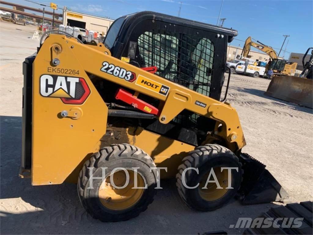 CAT 226D CAB Minilæsser - skridstyret