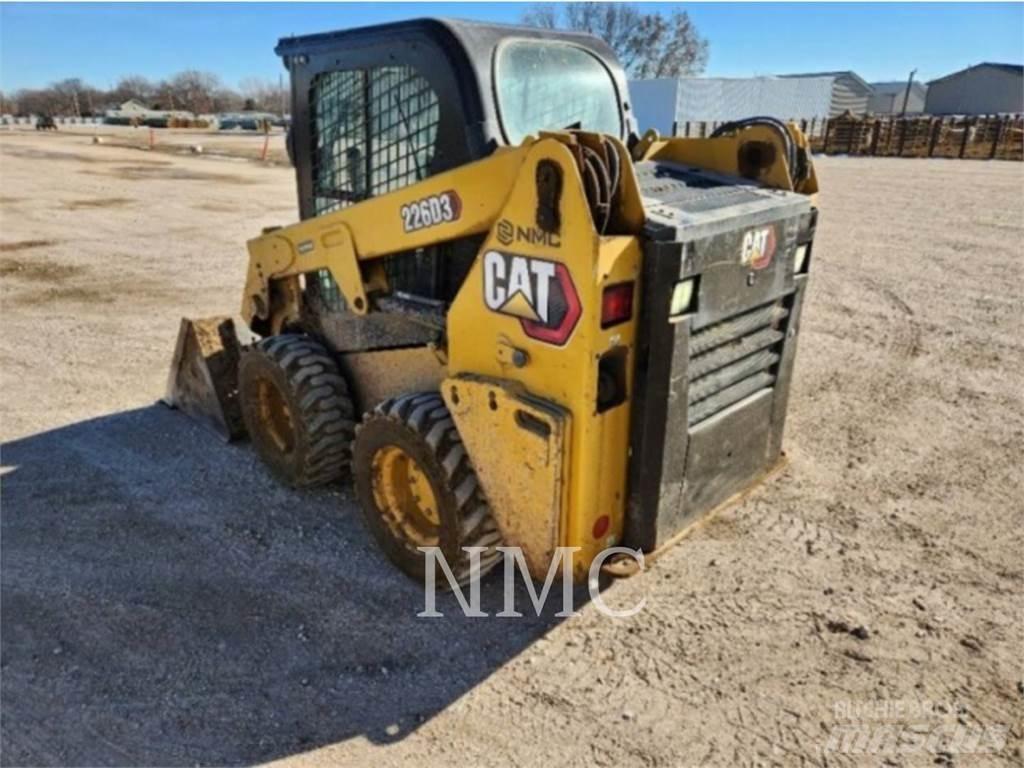 CAT 226D3 Minilæsser - skridstyret