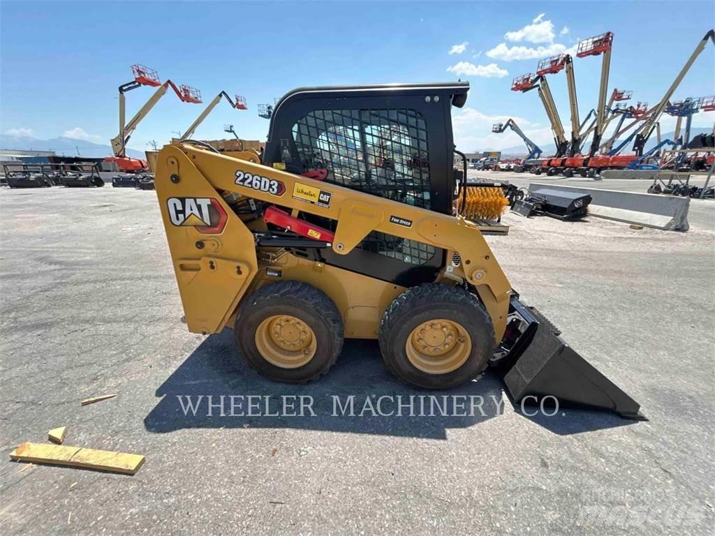 CAT 226D3 C3H2 Minilæsser - skridstyret