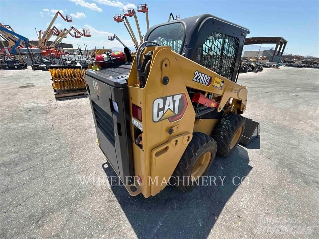 CAT 226D3 C3H2 Minilæsser - skridstyret