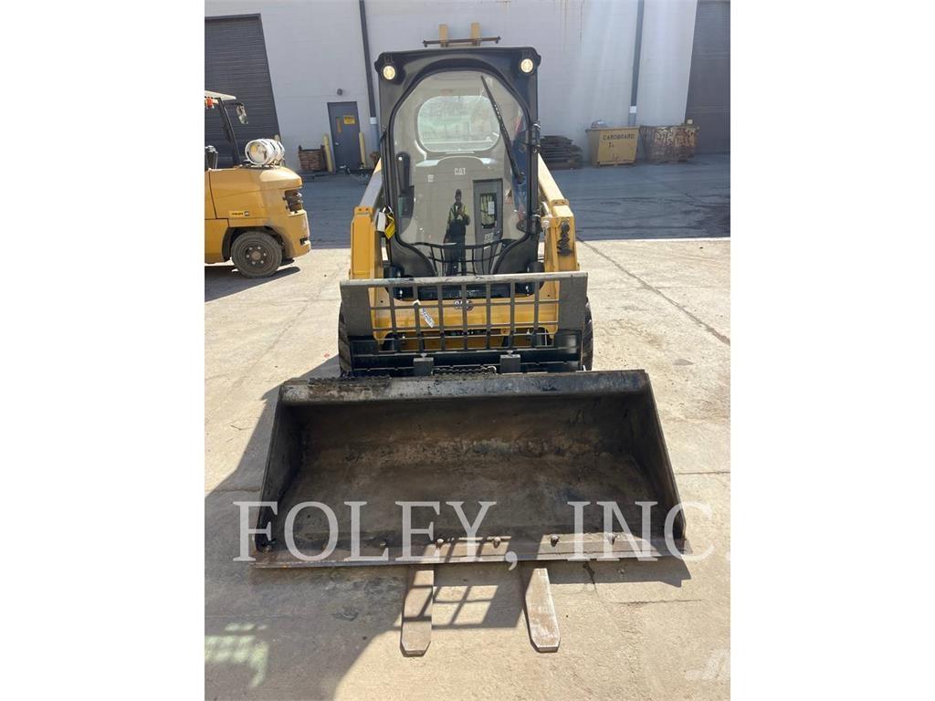 CAT 232D3 Minilæsser - skridstyret