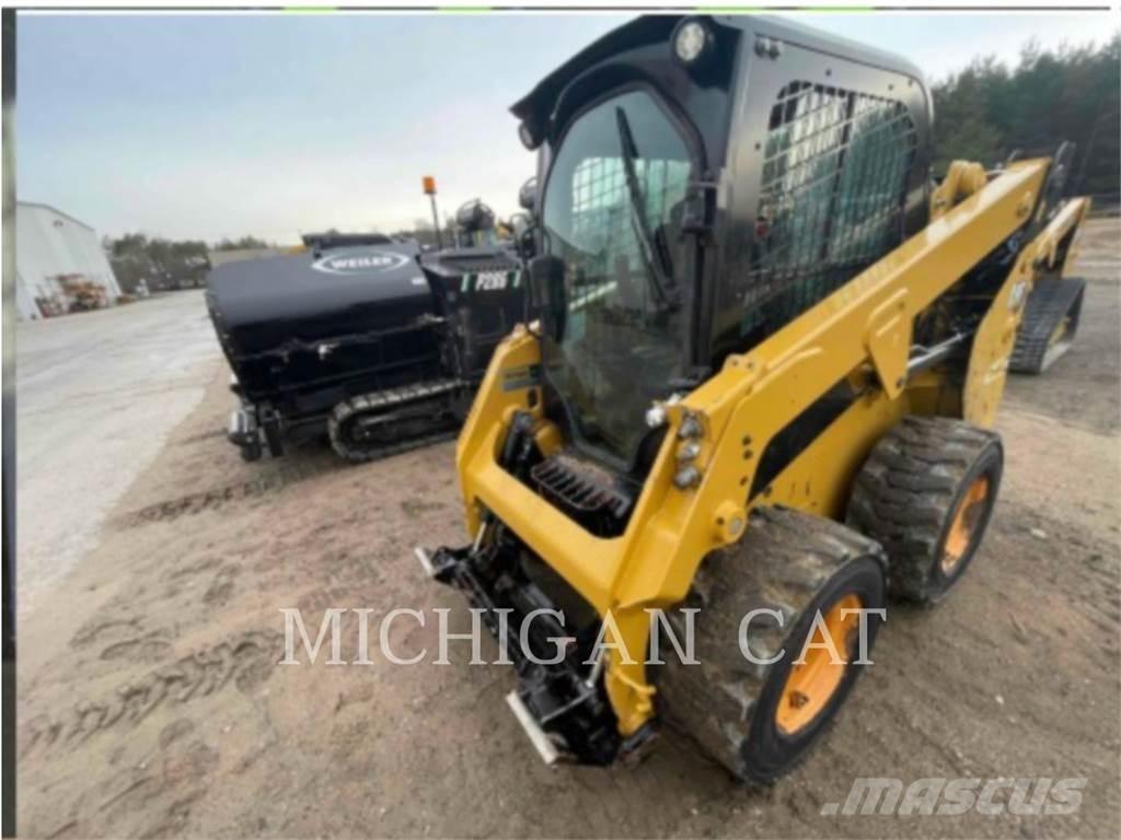 CAT 232D3 AQ Minilæsser - skridstyret
