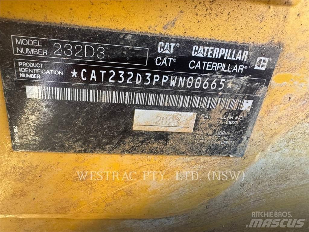 CAT 232D3LRC Minilæsser - skridstyret