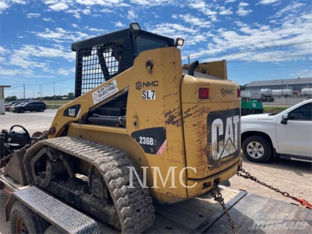 CAT 236B Minilæsser - skridstyret