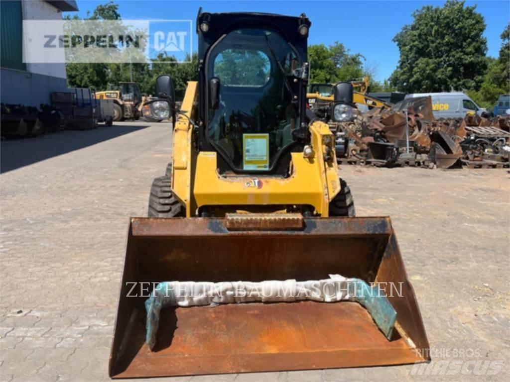 CAT 236D Minilæsser - skridstyret