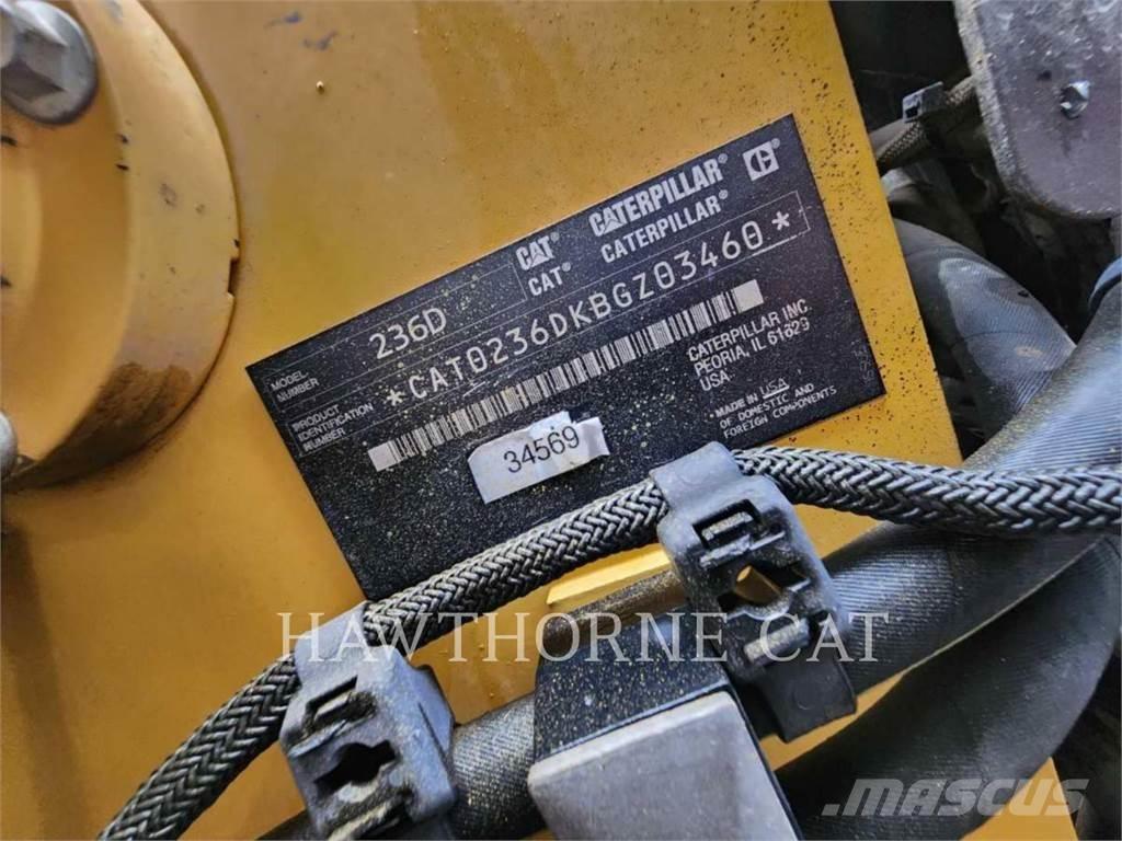 CAT 236D Minilæsser - skridstyret