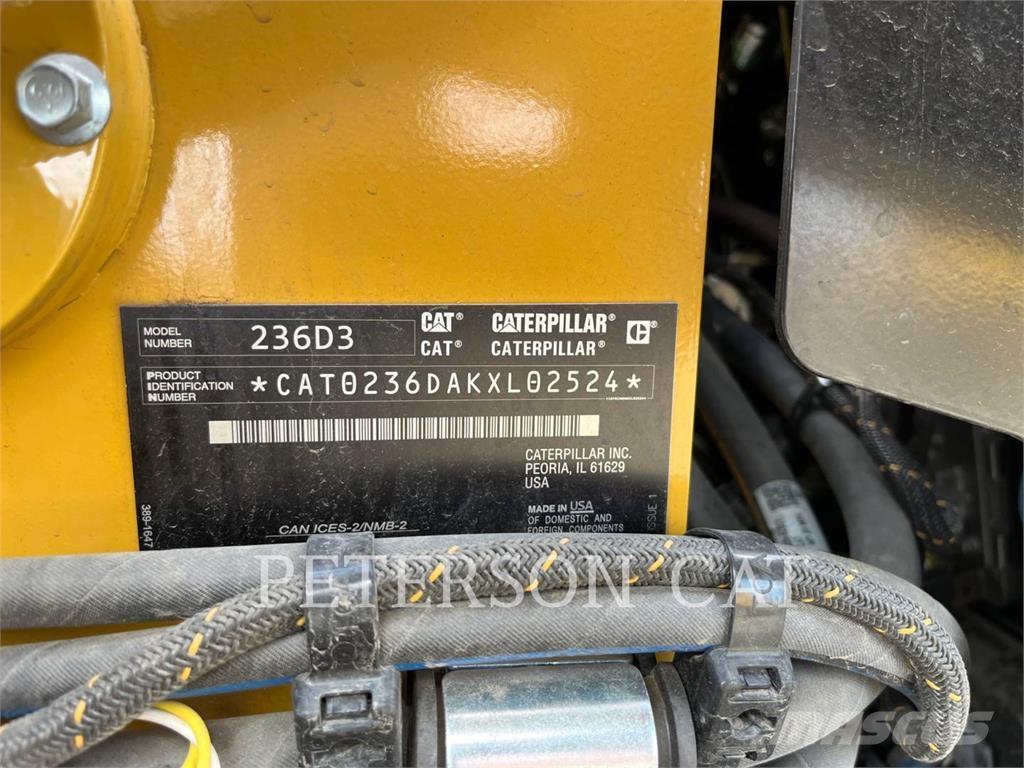 CAT 236D3 Minilæsser - skridstyret