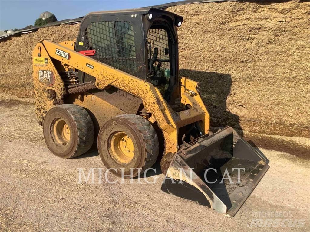 CAT 236D3 A2Q Minilæsser - skridstyret
