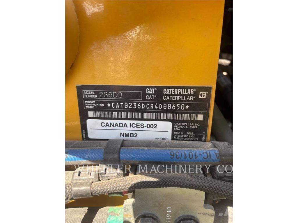 CAT 236D3 C3H2 Minilæsser - skridstyret