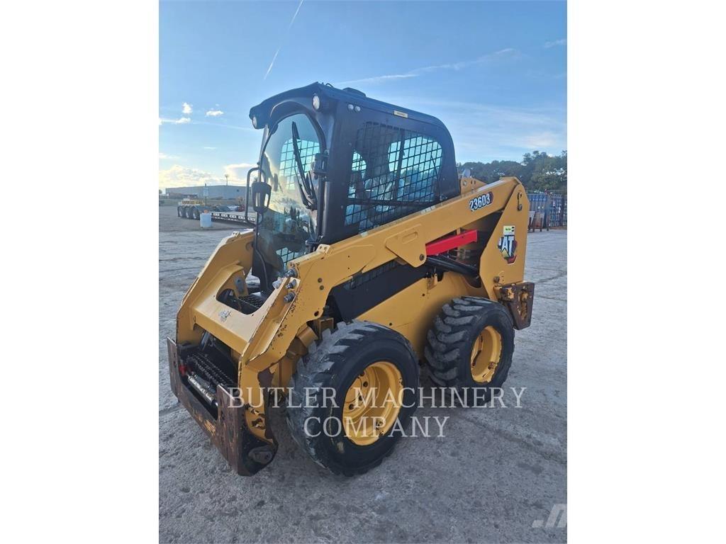 CAT 236D3 C3H2 Minilæsser - skridstyret