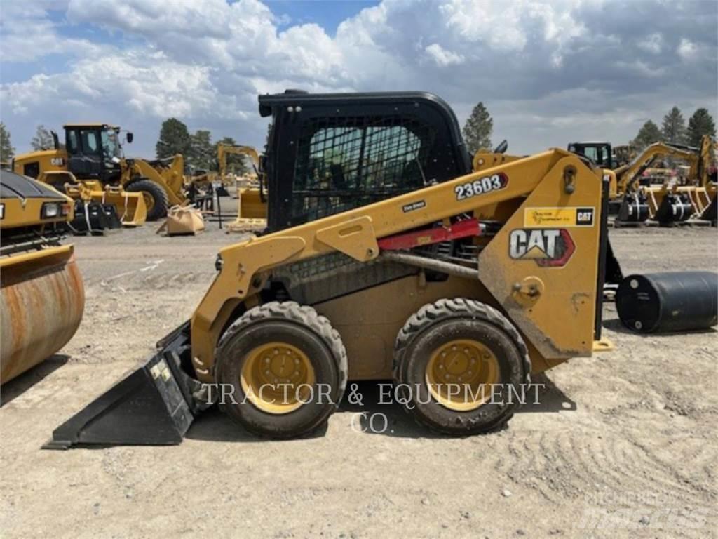 CAT 236D3 H2CB Minilæsser - skridstyret