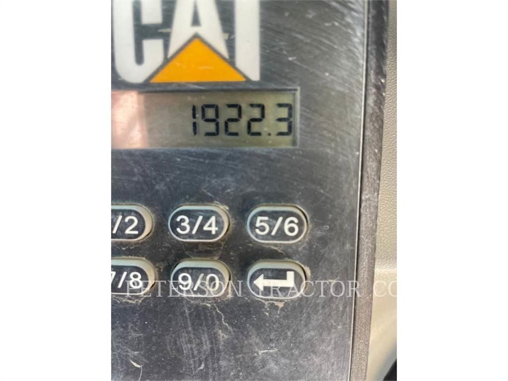 CAT 239D Larvebåndslæssere