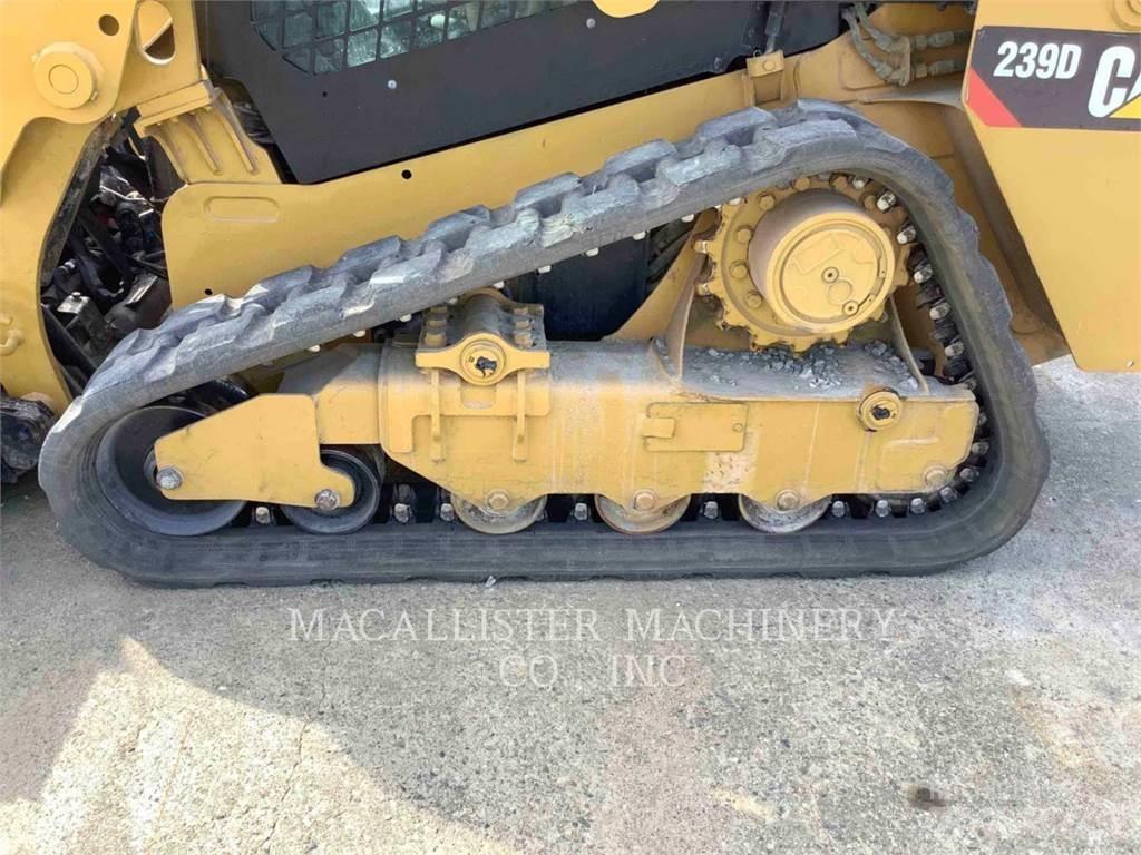 CAT 239D Larvebåndslæssere