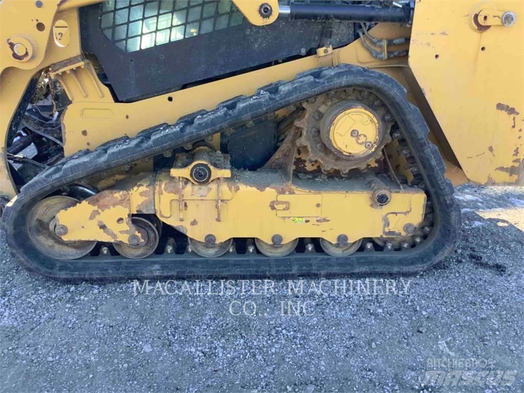 CAT 239D Larvebåndslæssere