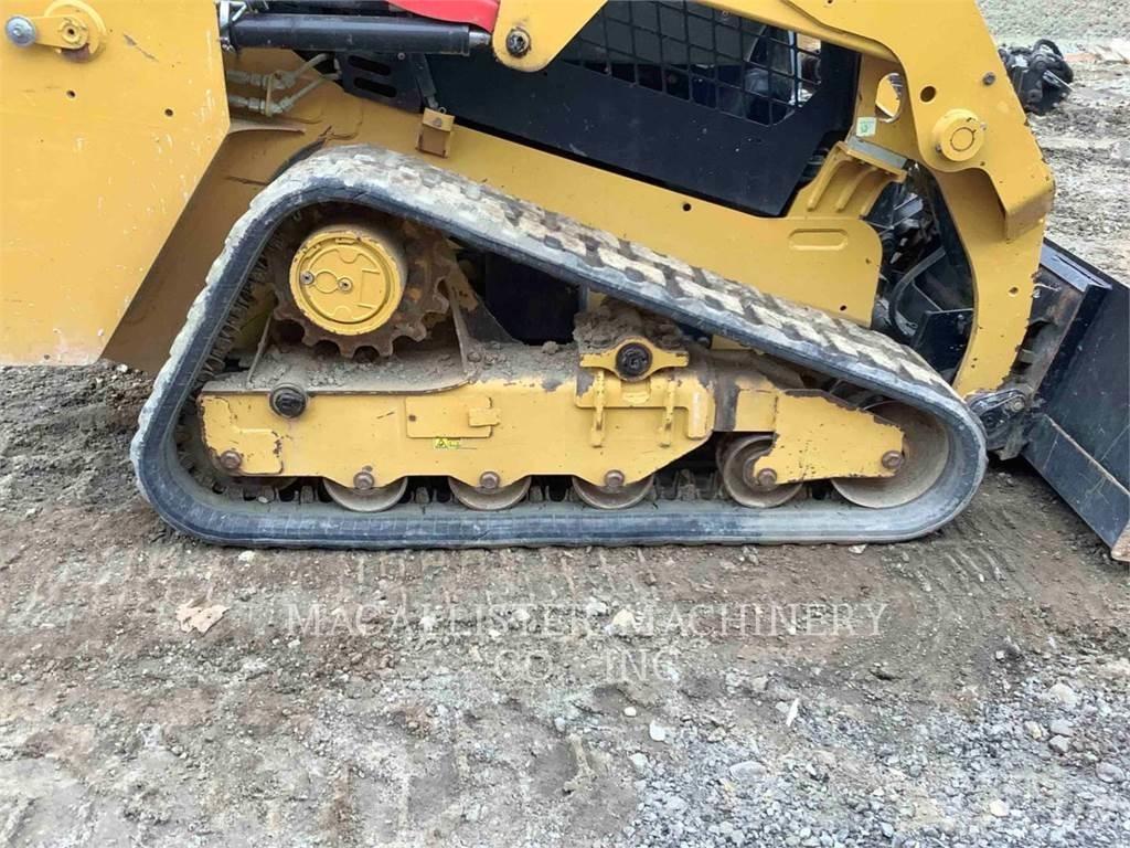 CAT 239D Larvebåndslæssere