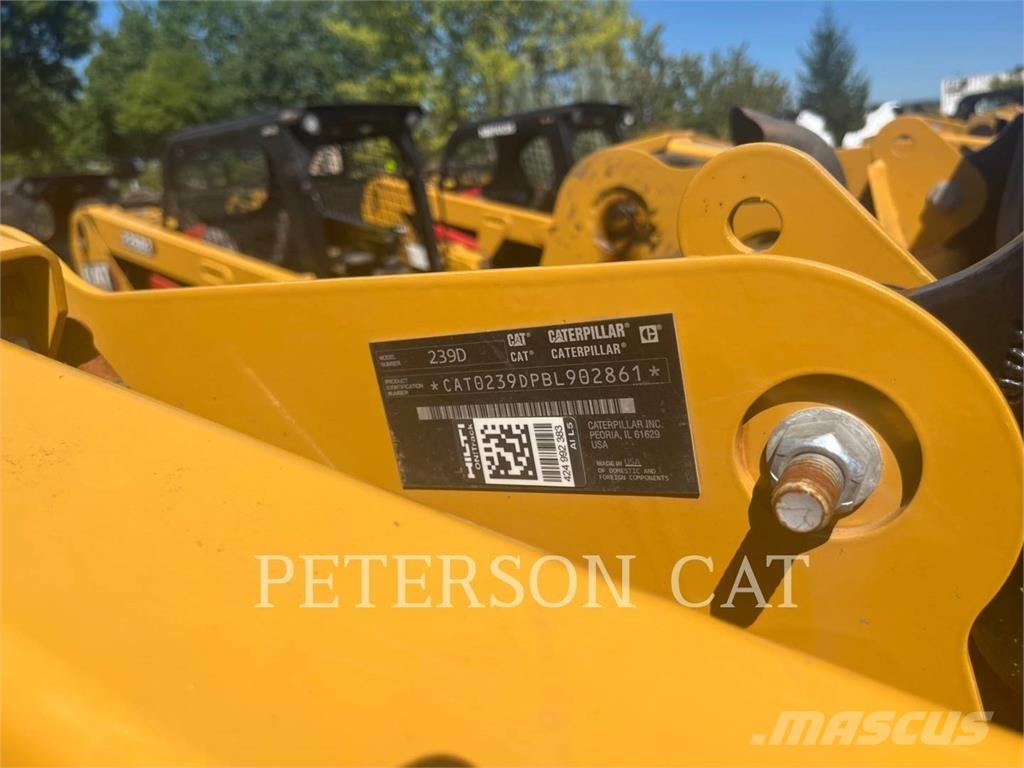 CAT 239D Larvebåndslæssere