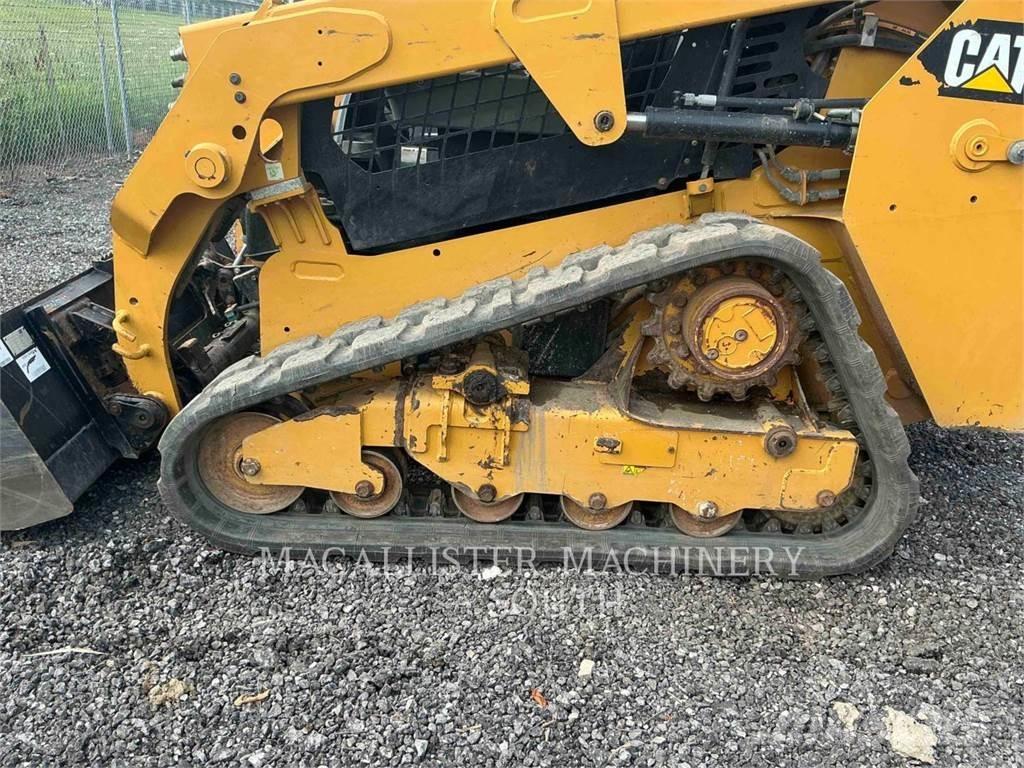 CAT 239D Larvebåndslæssere