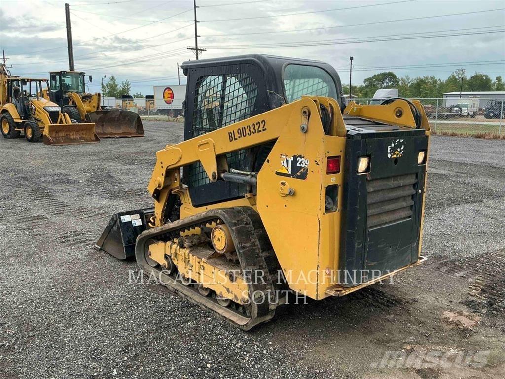 CAT 239D Larvebåndslæssere