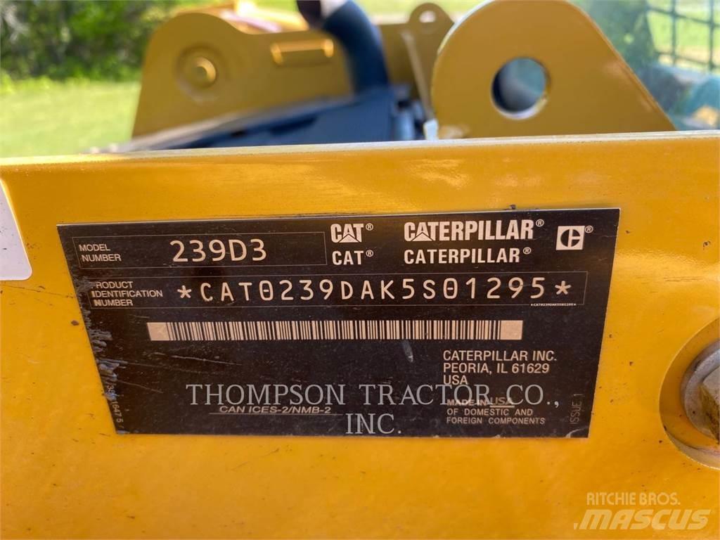 CAT 239D3 Larvebåndslæssere