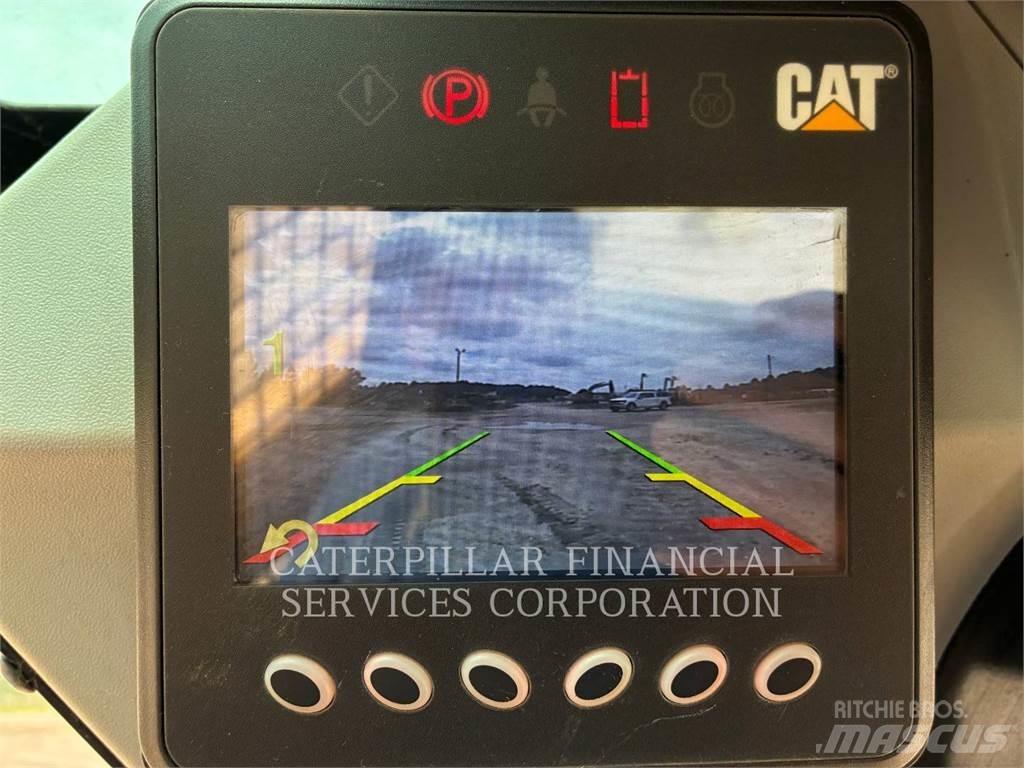 CAT 239D3 Larvebåndslæssere