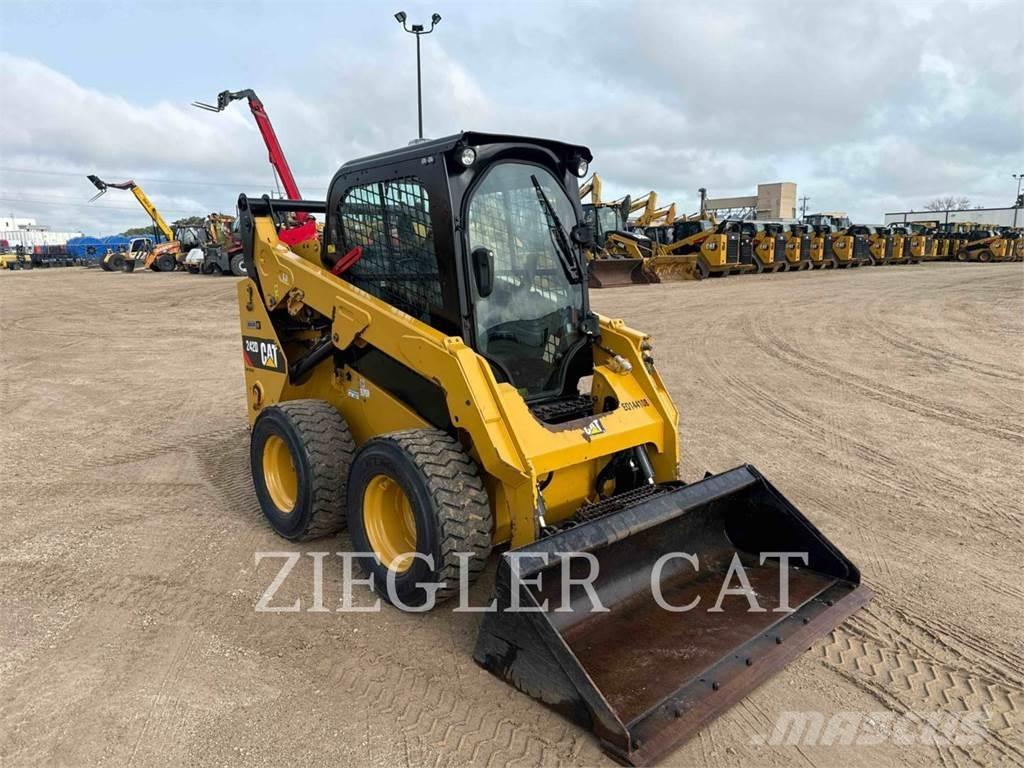 CAT 242D Minilæsser - skridstyret