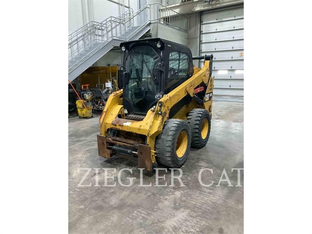 CAT 242D Minilæsser - skridstyret