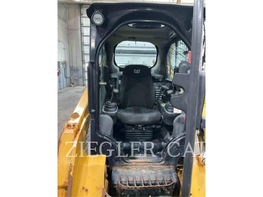 CAT 242D Minilæsser - skridstyret