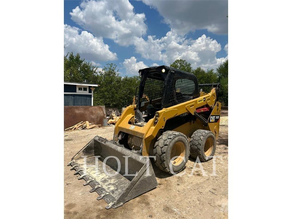 CAT 242D Minilæsser - skridstyret
