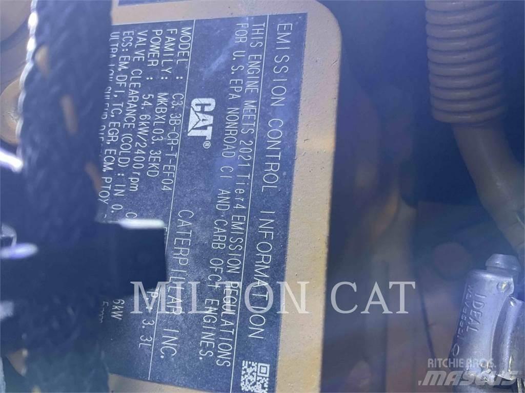 CAT 242D3 Minilæsser - skridstyret