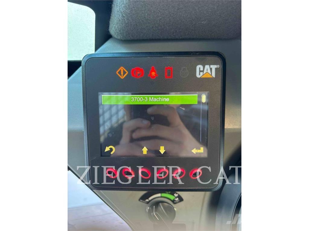 CAT 242D3 Minilæsser - skridstyret