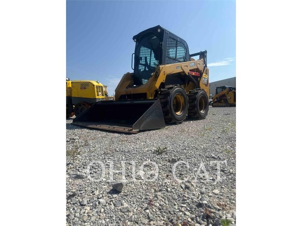 CAT 242D3 C3H2 Minilæsser - skridstyret