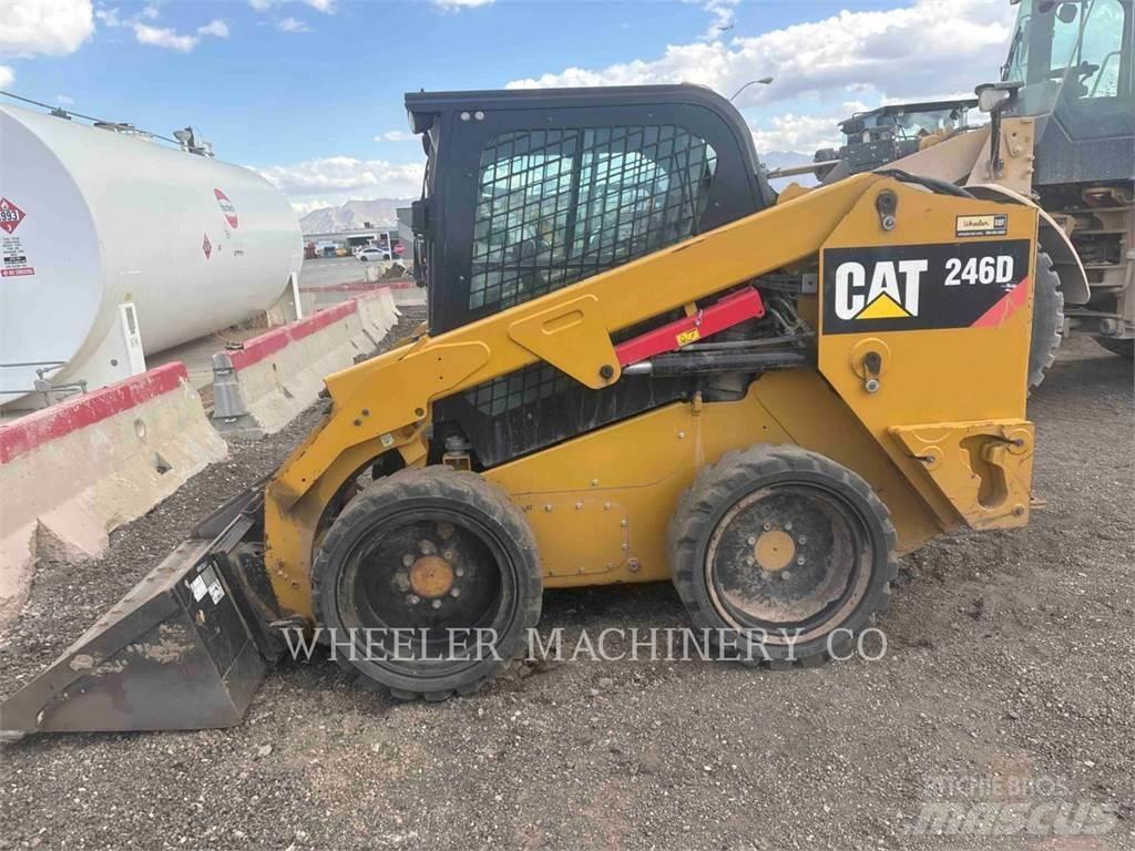 CAT 246D C3-H2 Minilæsser - skridstyret