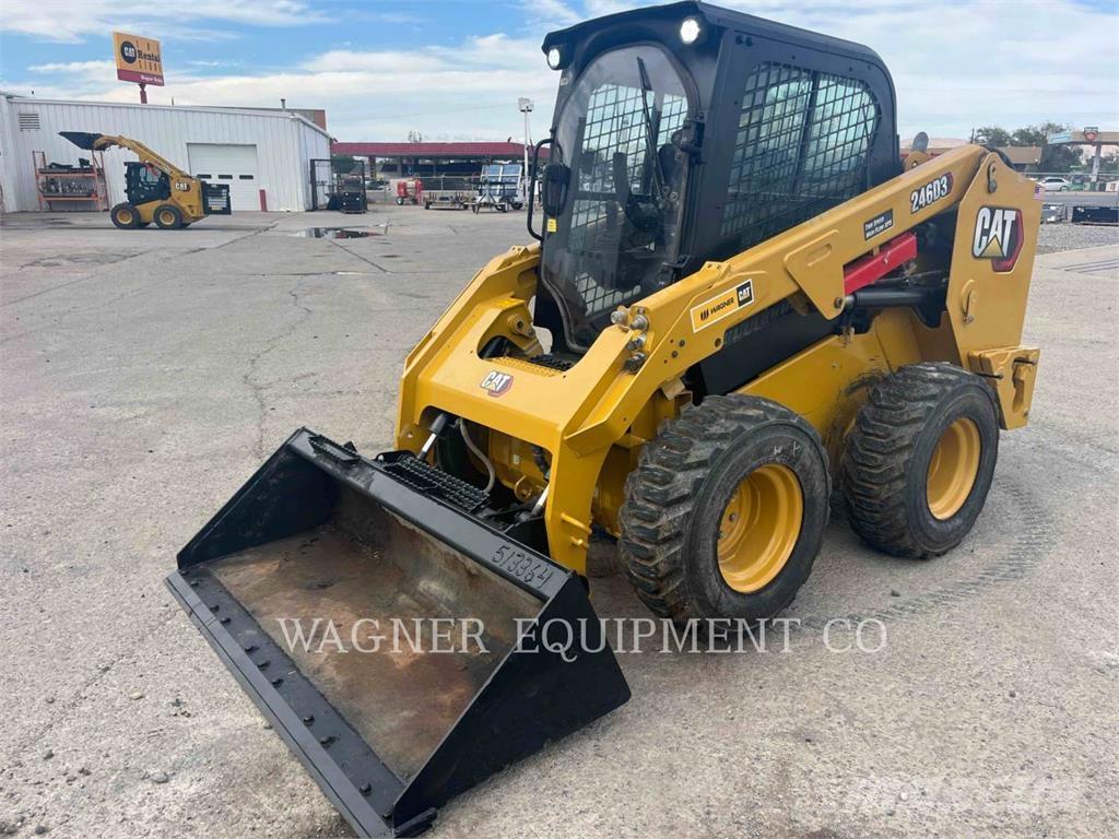 CAT 246D3 Minilæsser - skridstyret