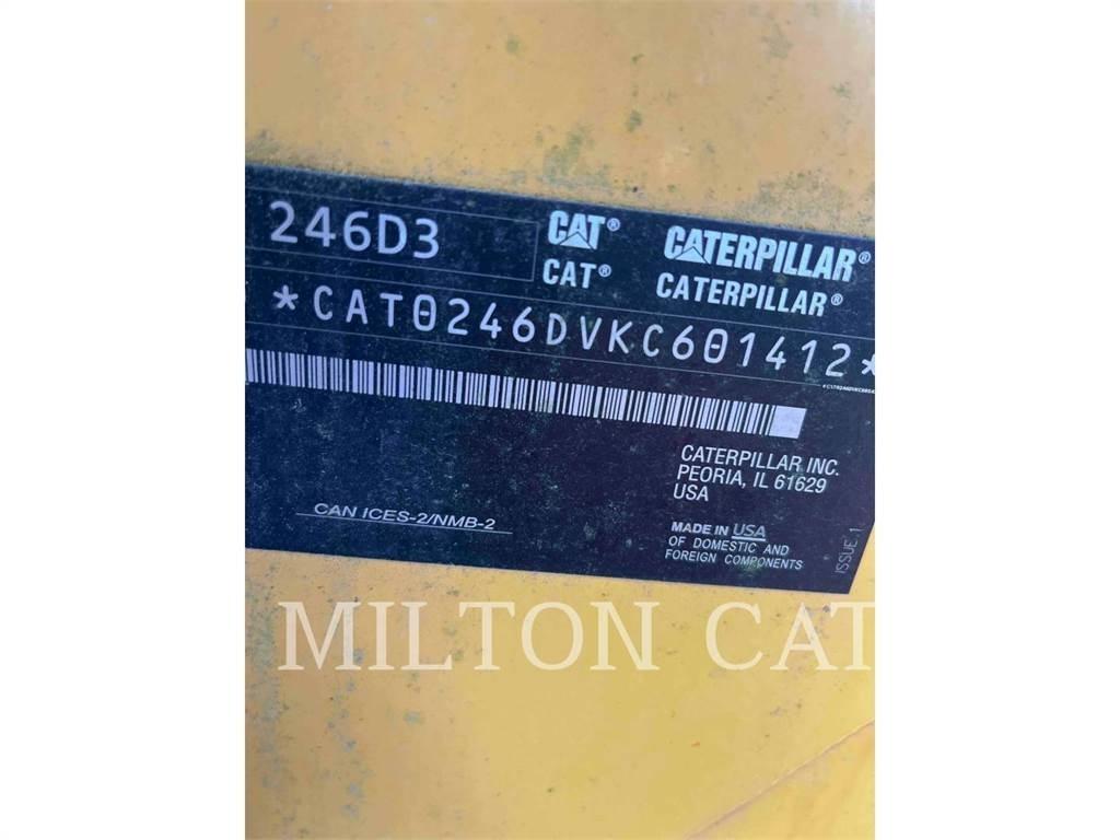 CAT 246D3 Minilæsser - skridstyret