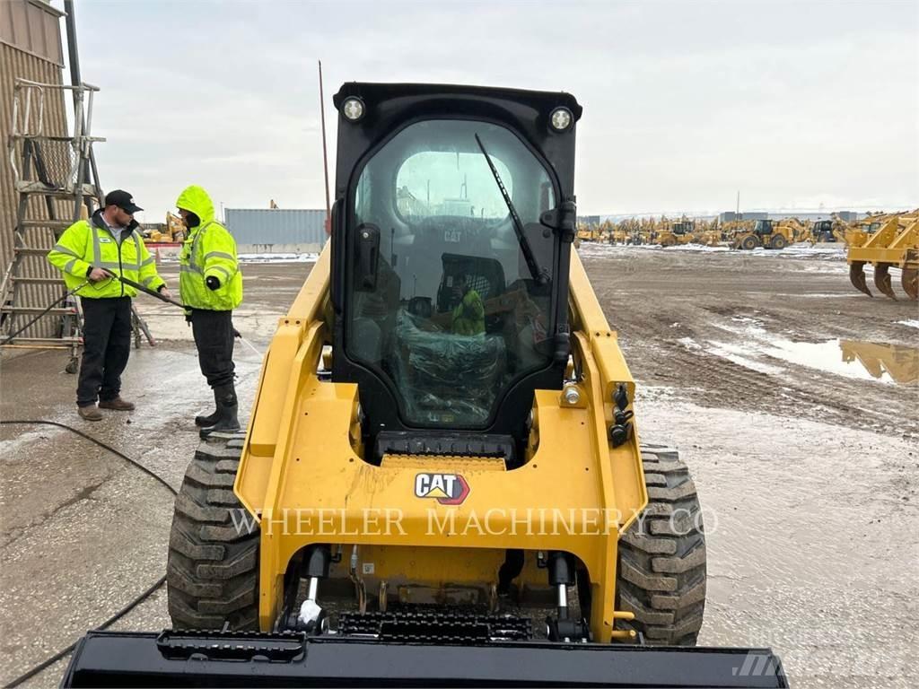 CAT 246D3 C3H2 Minilæsser - skridstyret