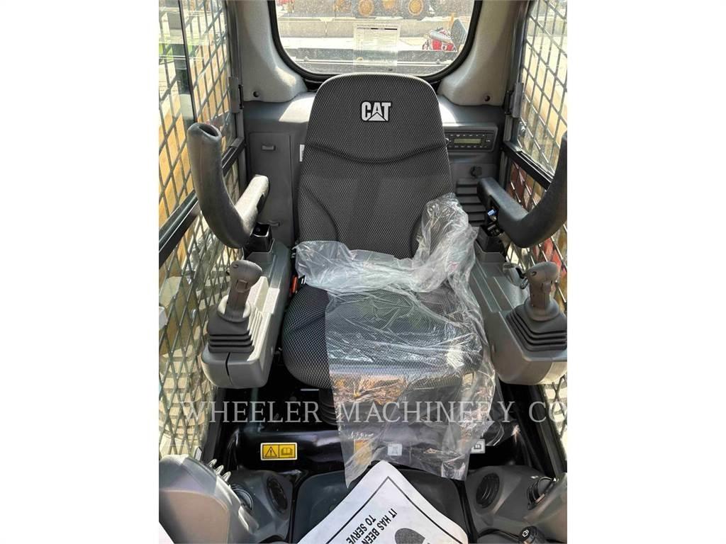 CAT 246D3 C3H2 Minilæsser - skridstyret