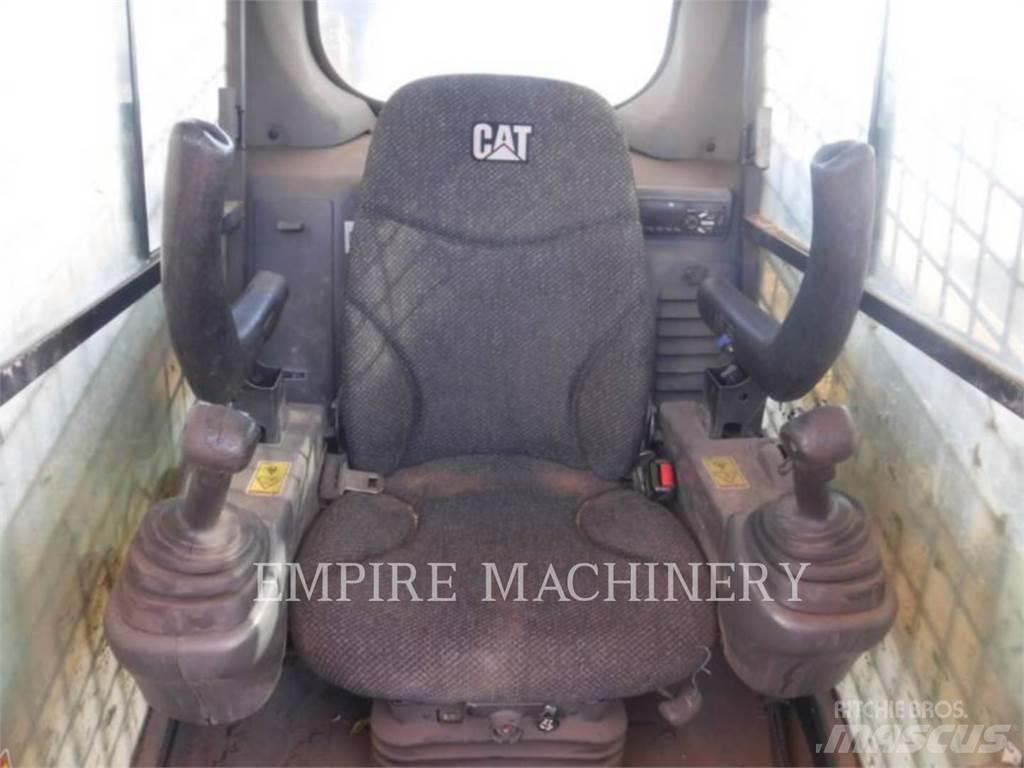 CAT 249D Minilæsser - skridstyret