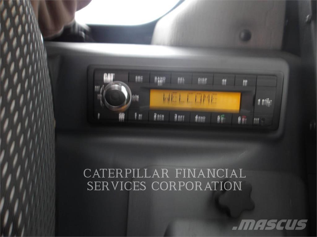 CAT 249D3 Larvebåndslæssere