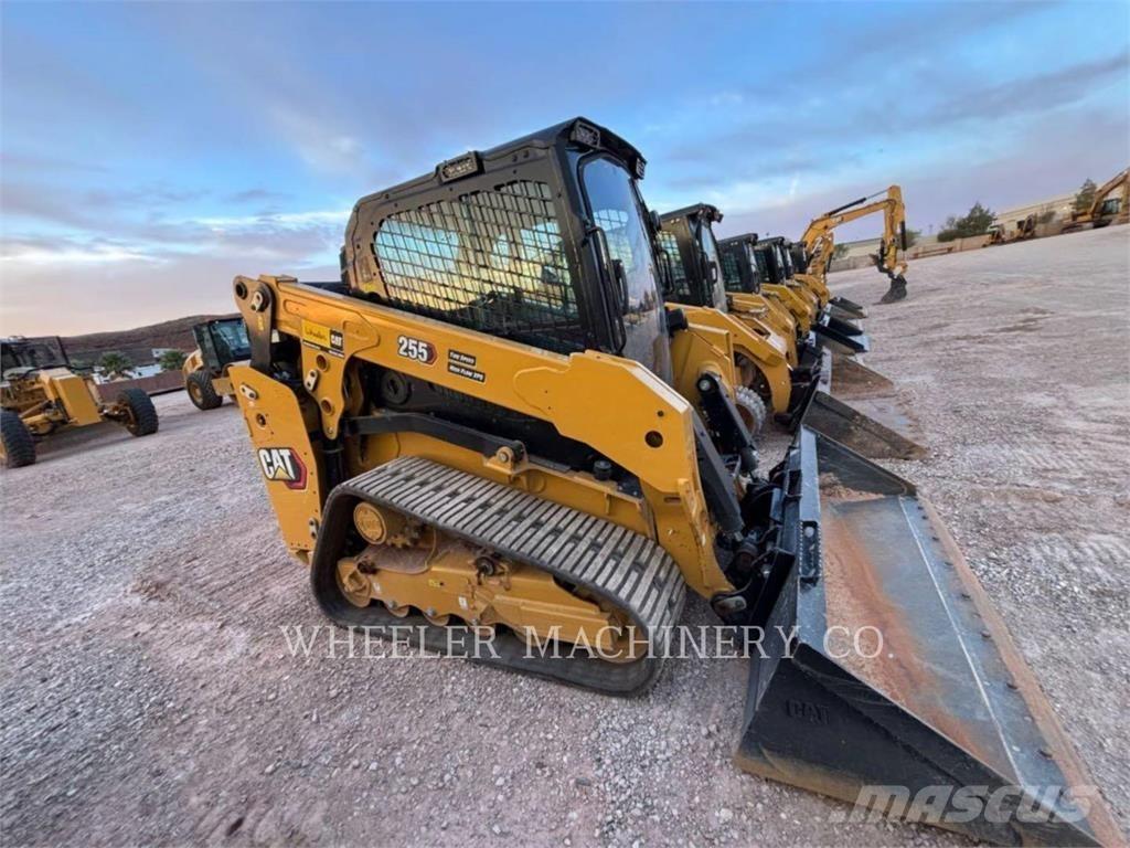 CAT 255 C3HF Larvebåndslæssere